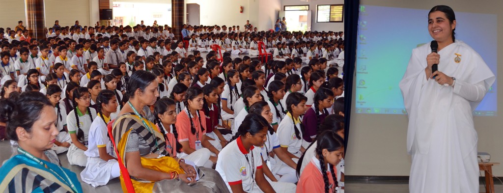 कॉन्वेंट स्कूल में 