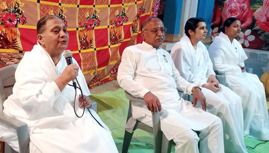 नीमच जिले के ग्राम चुकनी व रूपपुरा में साप्ताहिक आध्यात्मिक समागम सम्पन्न